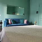 Le Stanze Del Cioccolato Bed & Breakfast 4*